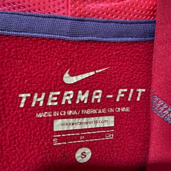 Nike dri fit hoodie - Picture 2 of 2